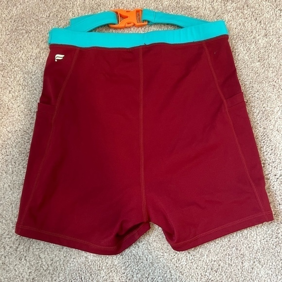 𝅺fabletics Women’s Red Biker Shorts Fits Small - Picture 1 of 7